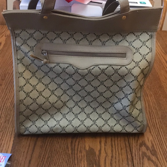 Purse - Picture 3 of 3